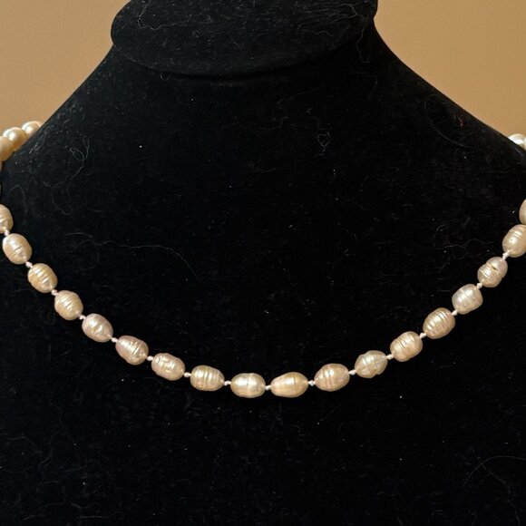 Pale Pink Freshwater Pearl Necklace, Hand Knotted Pearl Necklace - Picture 2 of 9